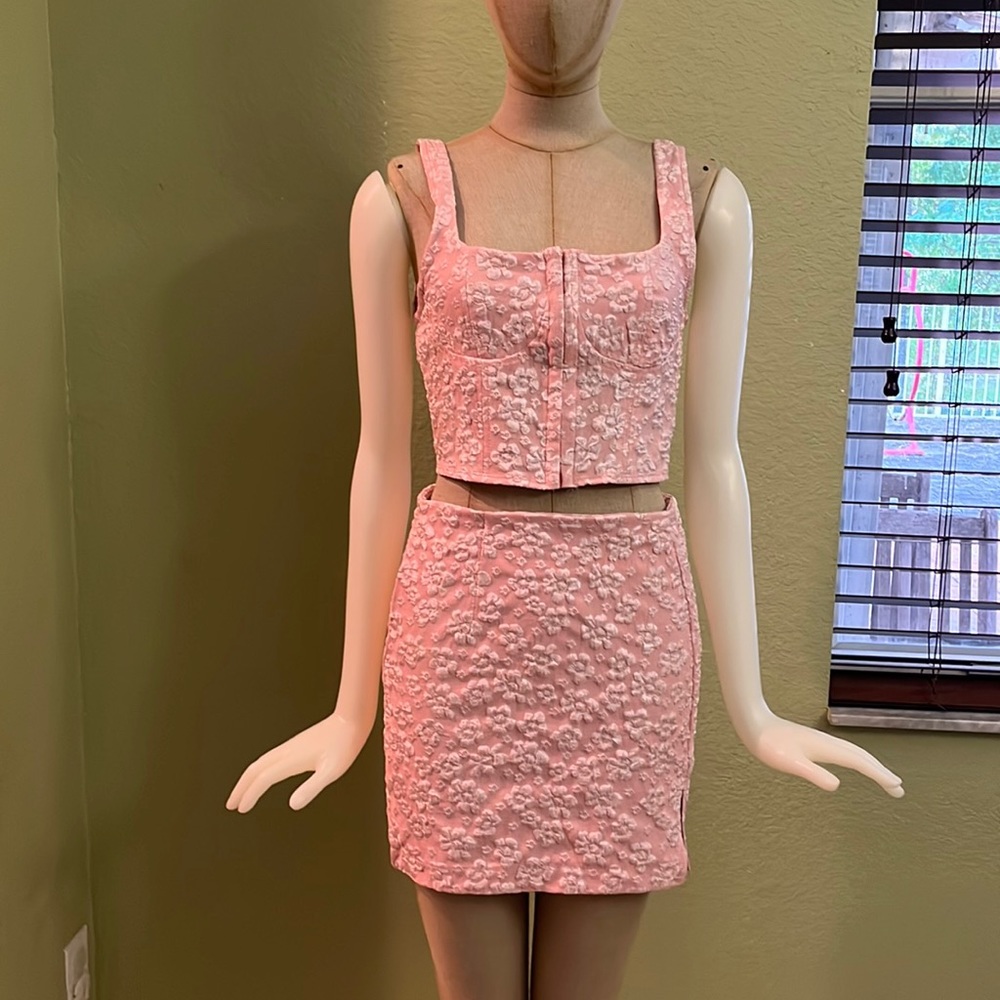 Skirt/top floral pink top